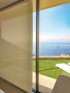 Blinds-to-measure-with-motor-and-control-moraira